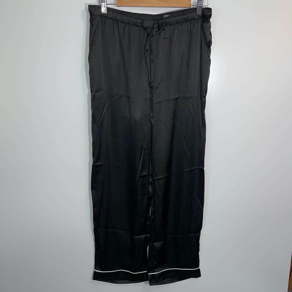 House of Harlow 1960 NWT Black Pajama 3-Piece Set Size Medium - Picture 5 of 7